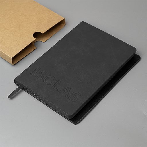 Ежедневник недатированный Solas, формат А5, с магнитом, кремовый блок  в линейку