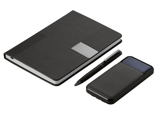 Подарочный набор Tesla с блокнотом А5, ручкой и пауэрбанком на 10 000 mAh