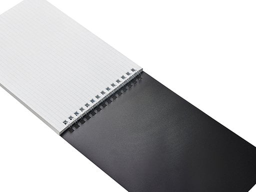 Блокнот на пружине в пластиковой обложке А5