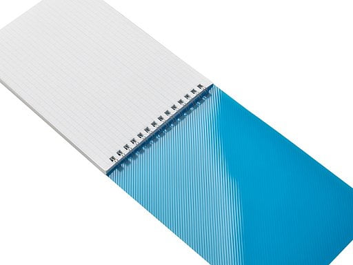 Блокнот на пружине в пластиковой обложке А5