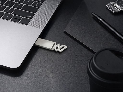 Флешка USB 3.0 Адорн
