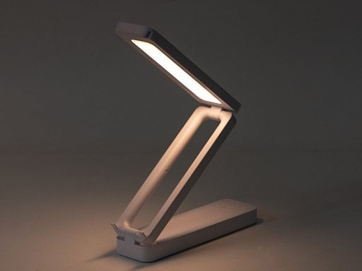 Складывающаяся LED лампа с беспроводной зарядкой Lightfold